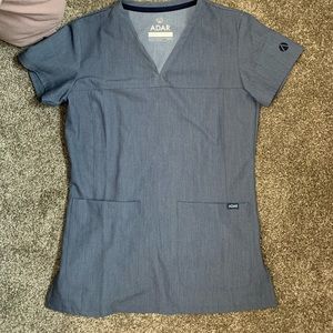 Adar scrub top